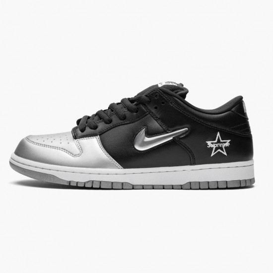 Nike SB Dunk Low Supreme Jewel Swoosh Stříbrný CK3480 001 Sportovní obuv