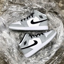 Air Jordan 1 Mid "Light Smoke Šedá" Light Smoke Šedá/Černá-Bílý 554724 092 AJ1 Jordánské boty