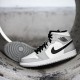 Air Jordan 1 Mid Light Smoke Šedá Light Smoke Šedá/Černá-Bílý 554724 092 AJ1 Jordánské boty